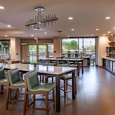Doubletree By Hilton Dallas-Farmers Branch Extérieur photo