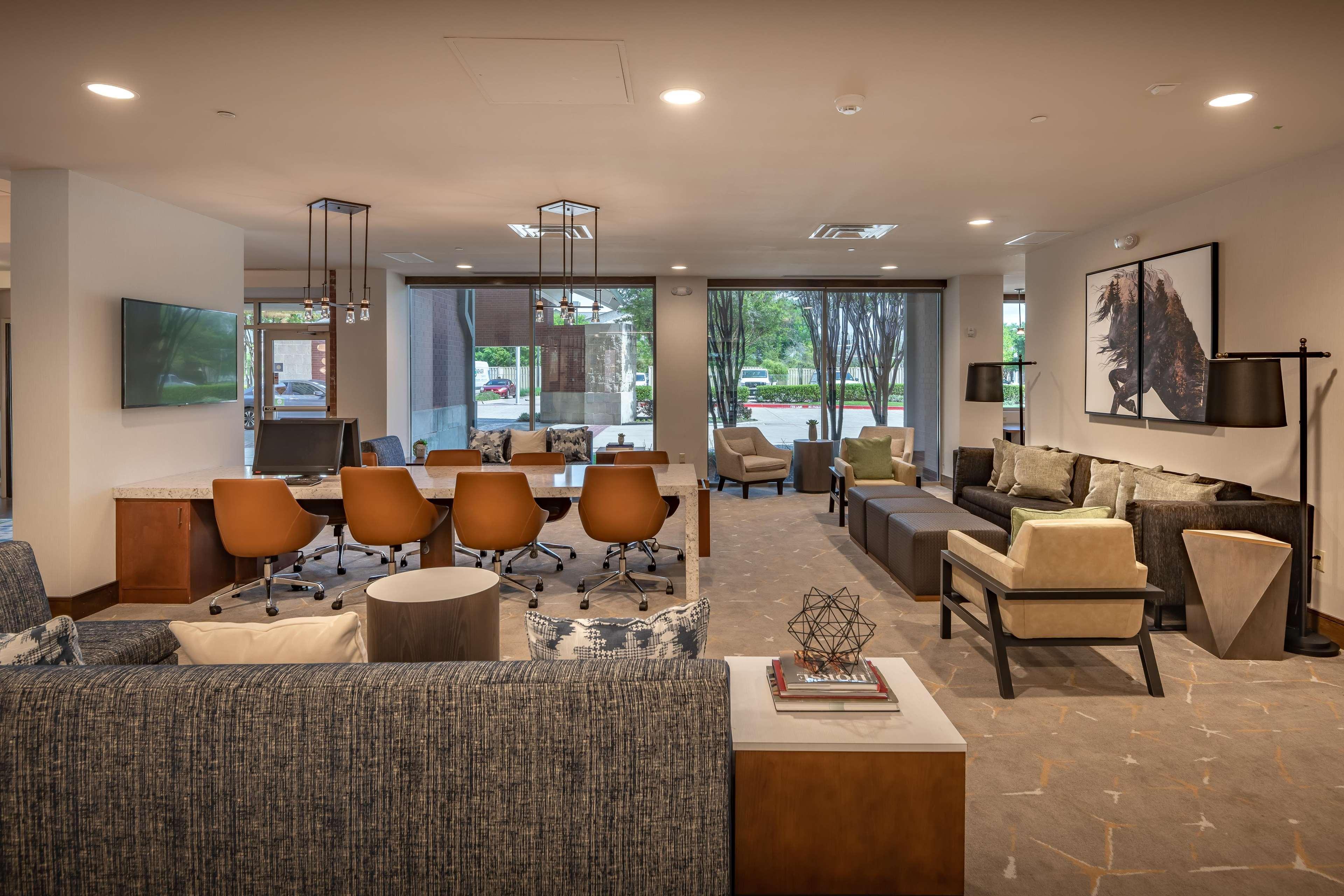 Doubletree By Hilton Dallas-Farmers Branch Extérieur photo