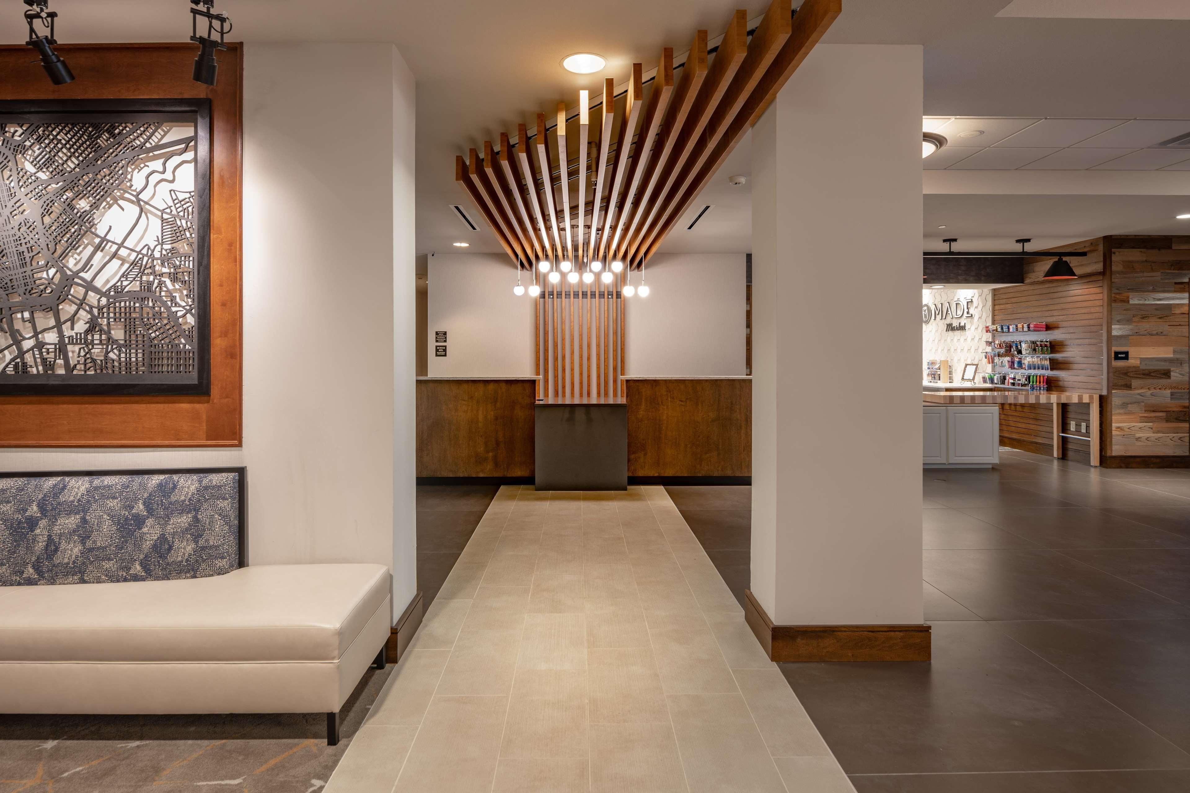 Doubletree By Hilton Dallas-Farmers Branch Extérieur photo