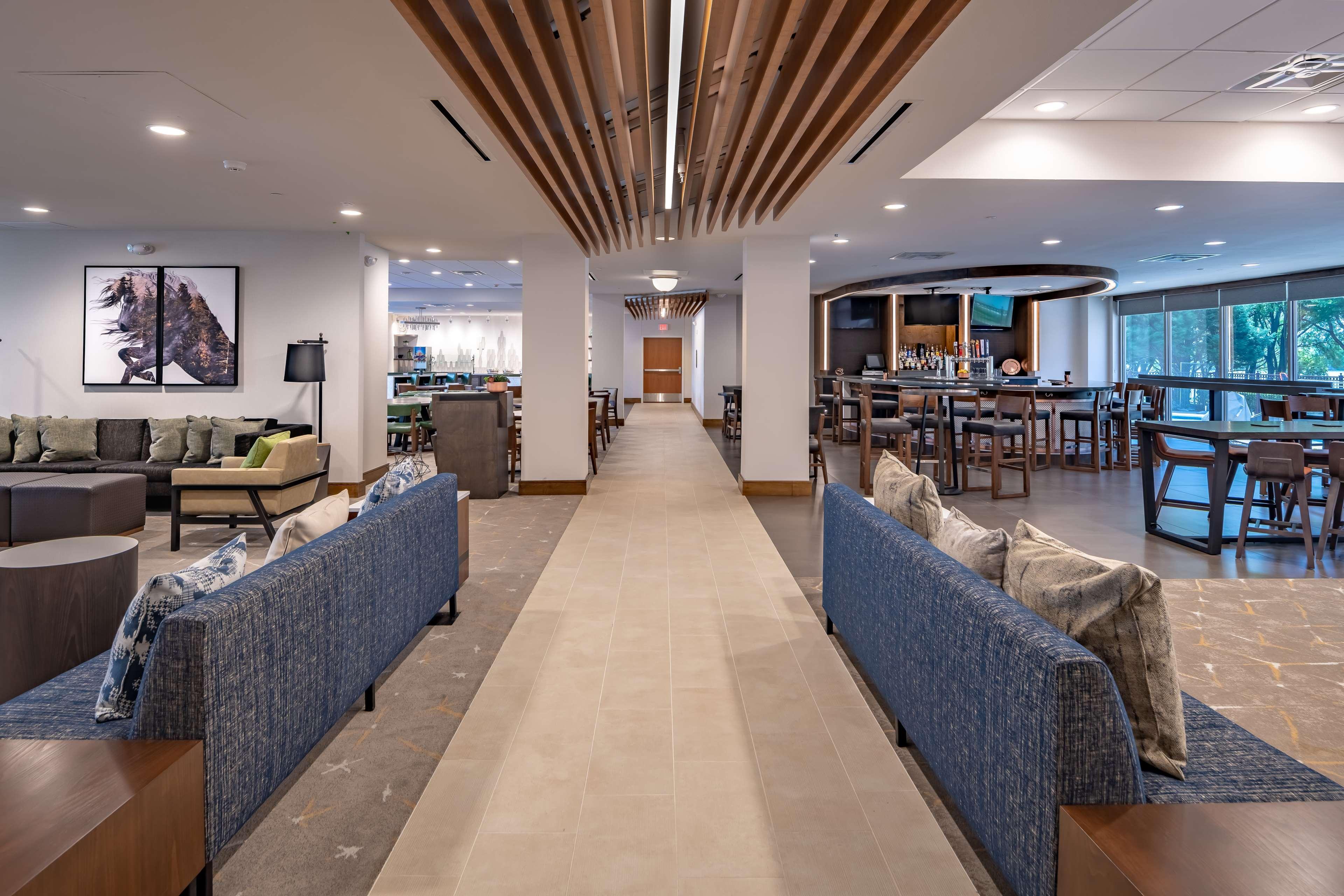 Doubletree By Hilton Dallas-Farmers Branch Extérieur photo