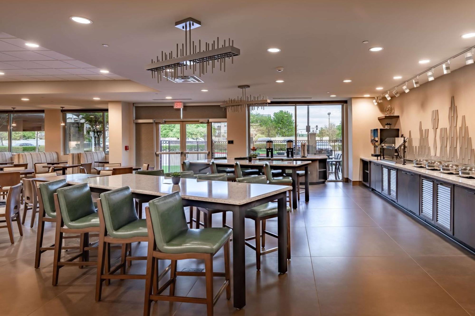 Doubletree By Hilton Dallas-Farmers Branch Extérieur photo