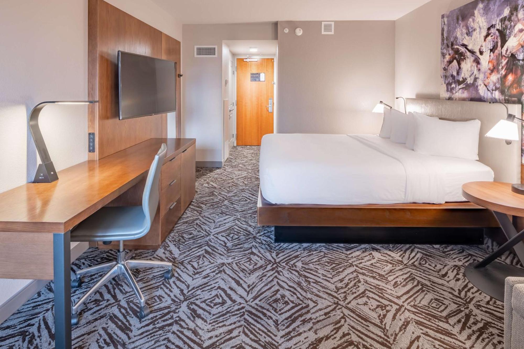 Doubletree By Hilton Dallas-Farmers Branch Extérieur photo