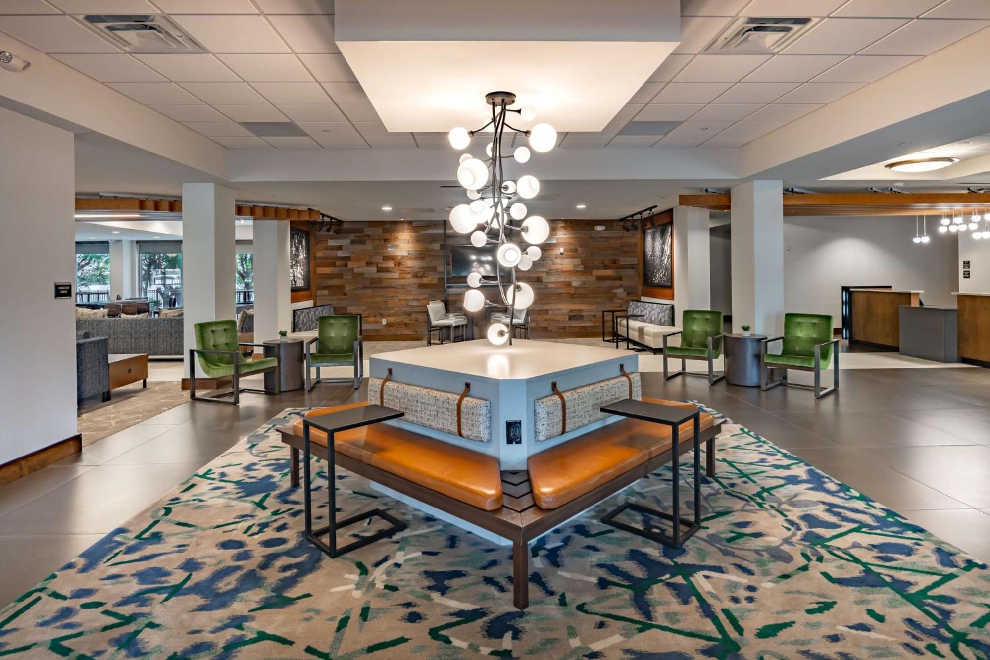 Doubletree By Hilton Dallas-Farmers Branch Extérieur photo
