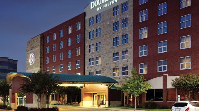 Doubletree By Hilton Dallas-Farmers Branch Extérieur photo