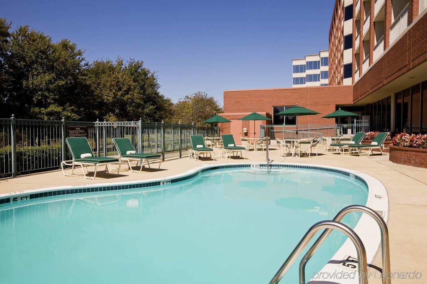 Doubletree By Hilton Dallas-Farmers Branch Extérieur photo